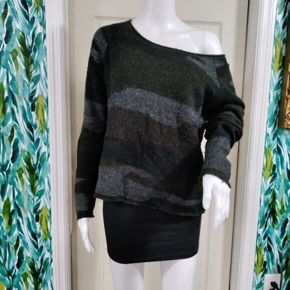 Townsen Camouflage Long Sleeve Scoop Neck Mohair Blend Sweater Green Women's S - Picture 7 of 7